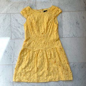 Adrianna Papell Yellow Floral Lace Drop Waist Cap